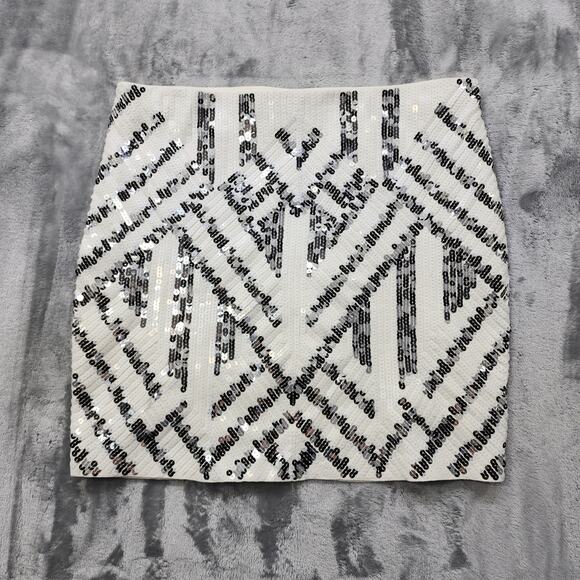 Express Skirt Womens L White Silver Sequin Aztec Mini Pull On Stretch Pencil - Picture 1 of 10